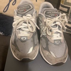 New balance 990 V6